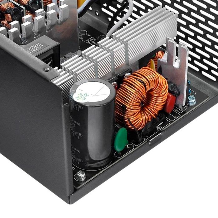 Fuente de Poder 750W Thermaltake Smart BX1 Certif